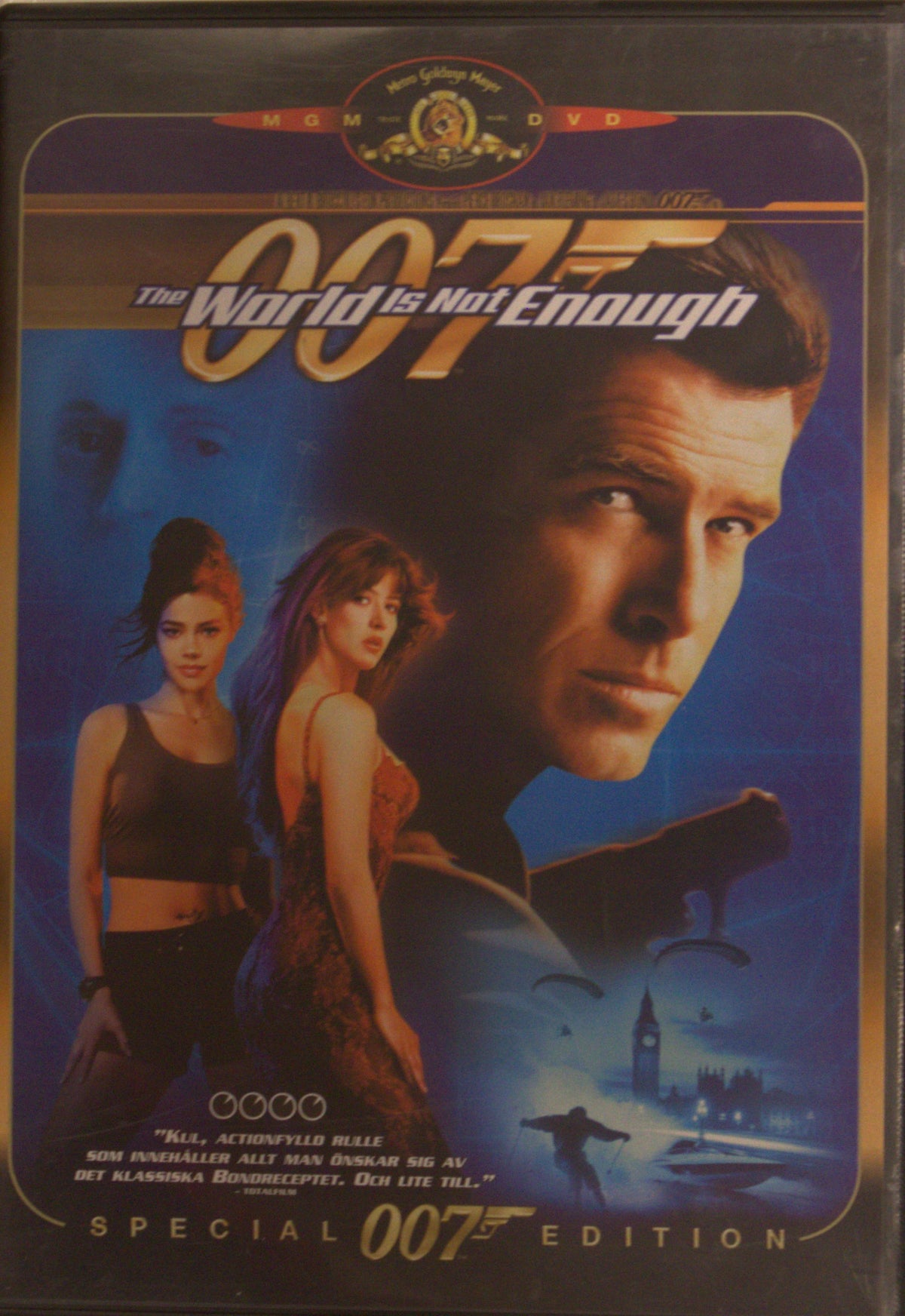 The World Is Not Enough (1999) DVD – omslag