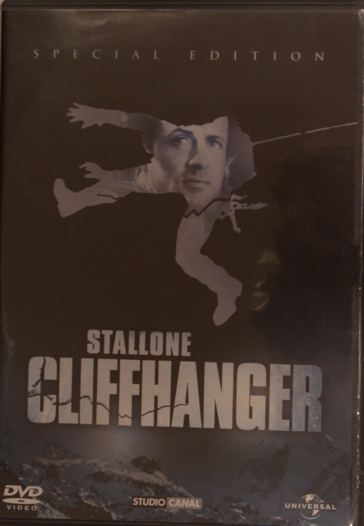 Cliffhanger / Svindlande avgrund – Special edition (1993) DVD – omslag