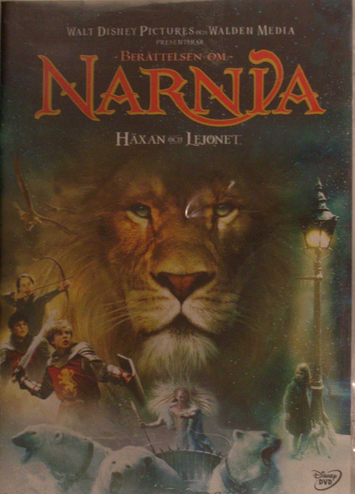 Berättelsen om Narnia: Häxan och lejonet / The Chronicles of Narnia: The Lion, the Witch and the Wardrobe (2005) DVD – omslag