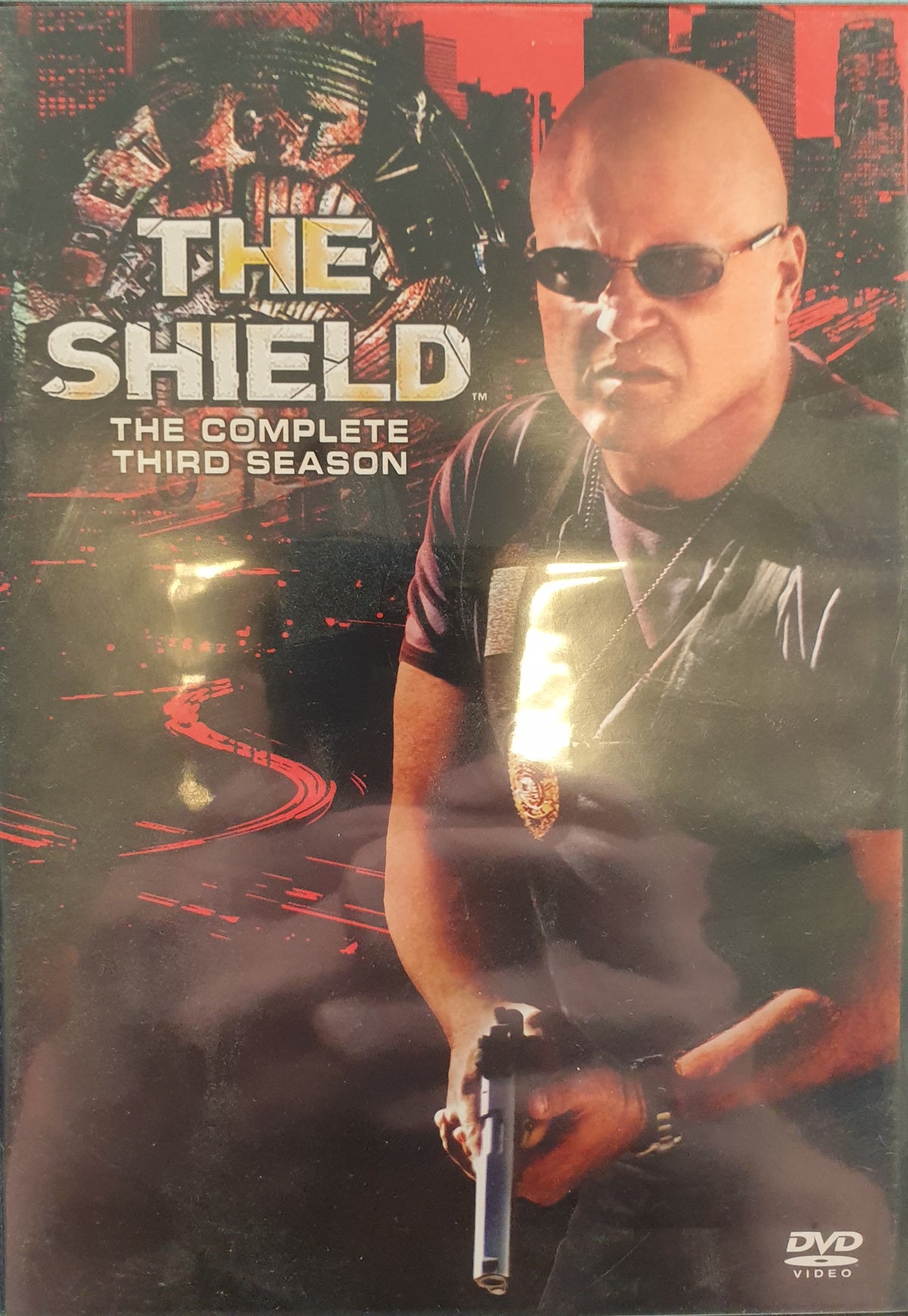 The Shield – The Complete Third Season (2004) DVD – omslag