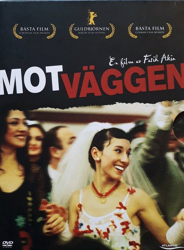 MOT VÄGGEN / GEGEN DIE WAND