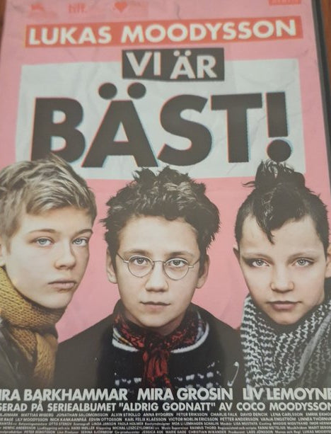 VI ÄR BÄST! / WE ARE THE BEST! - MOODYSSON