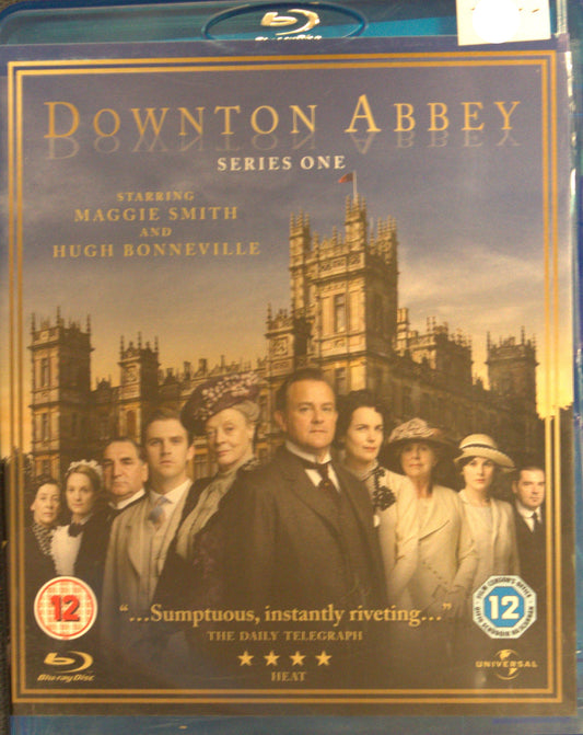 DOWNTON ABBEY SERIES ONE