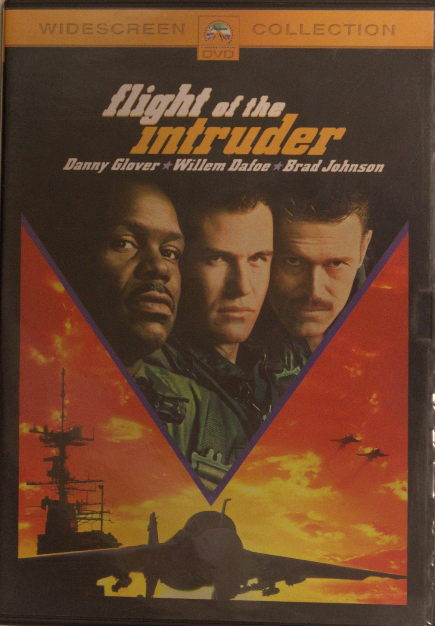 FLIGHT OF THE INTRUDER / INKRÄKTAREN FRÅN SKYN