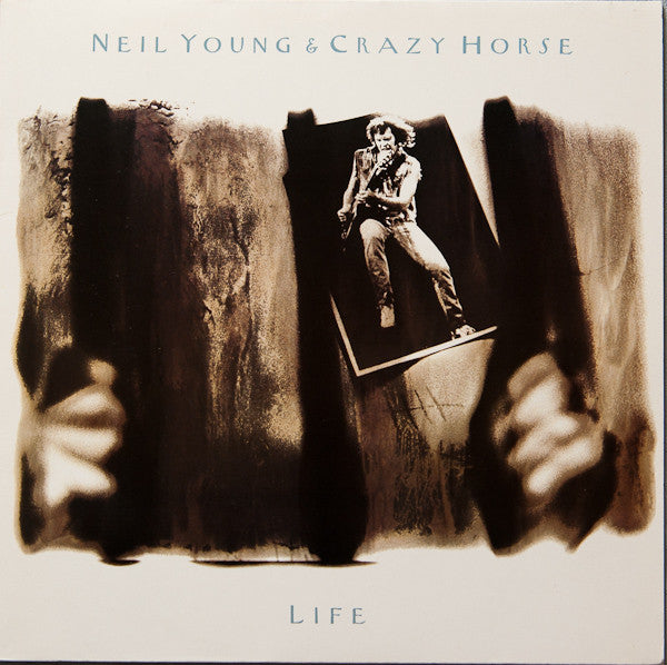 NEIL YOUNG - LIFE