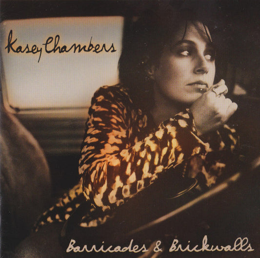 KASEY CHAMBERS - BARRICADES & BRICKWALLS (COUNTRY)