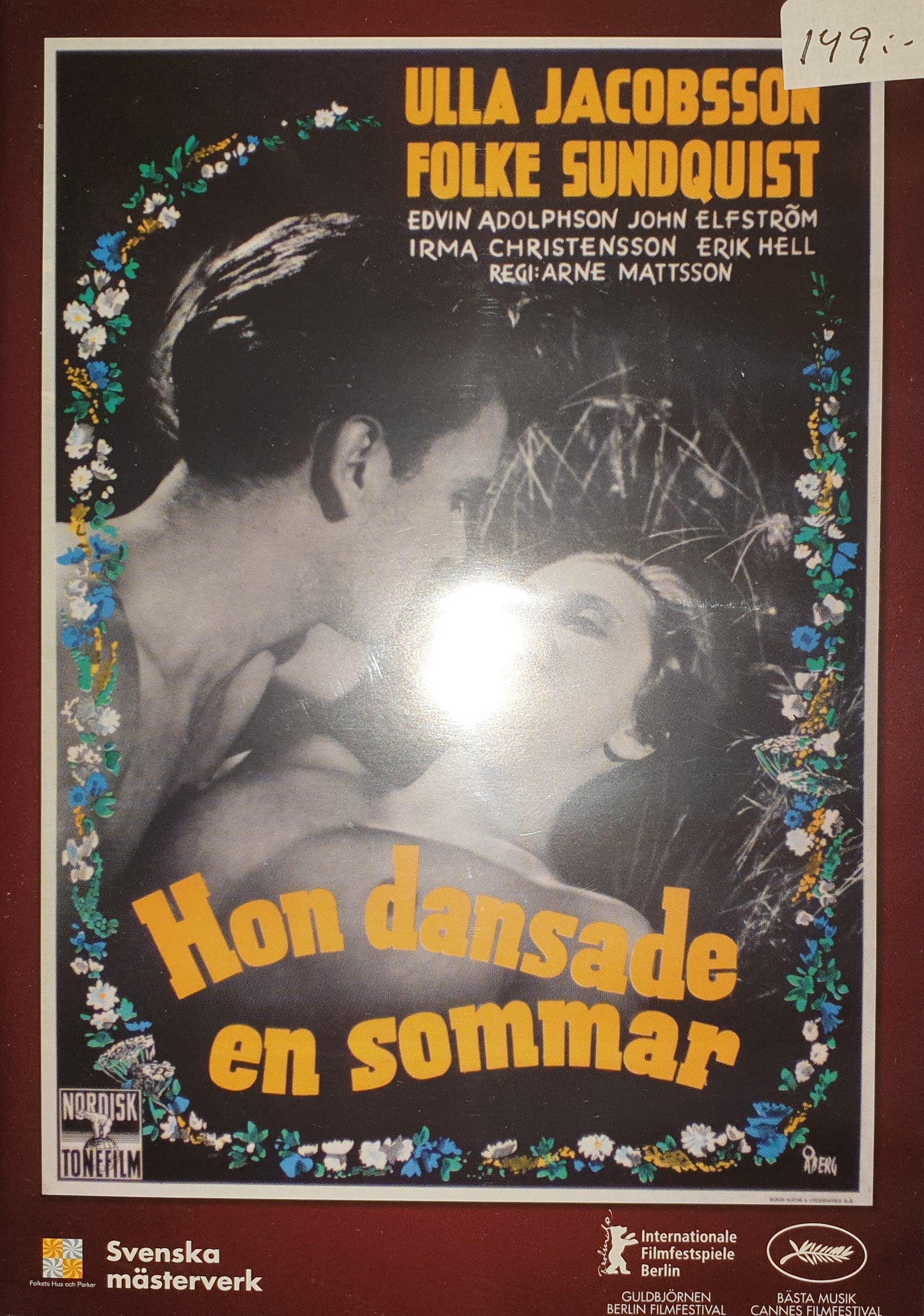 HON DANSADE EN SOMMAR / ONE SUMMER OF HAPPINESS